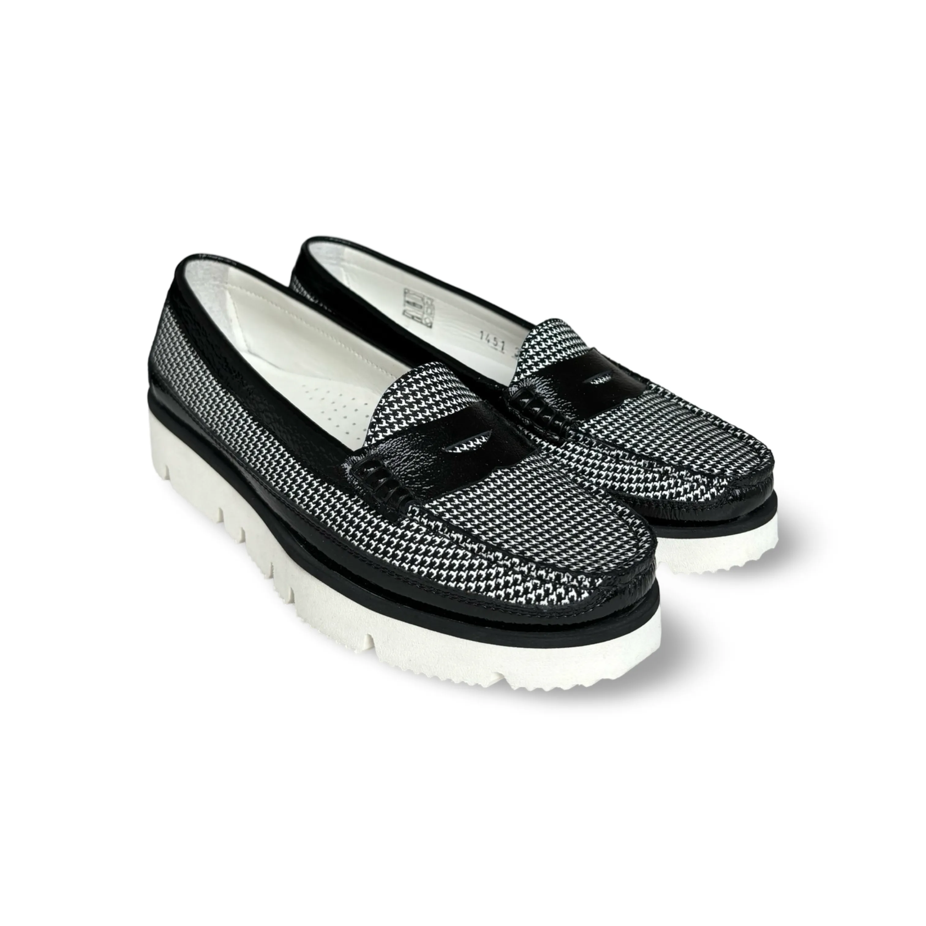 1451 Black/White Houndstooth Loafer