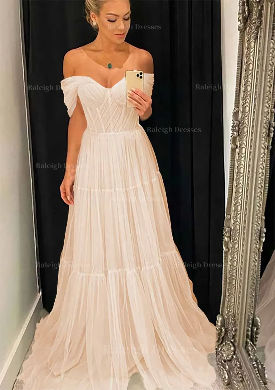 A-line Off-the-Shoulder Sleeveless Sweep Train Tulle Prom Dress With Pleated