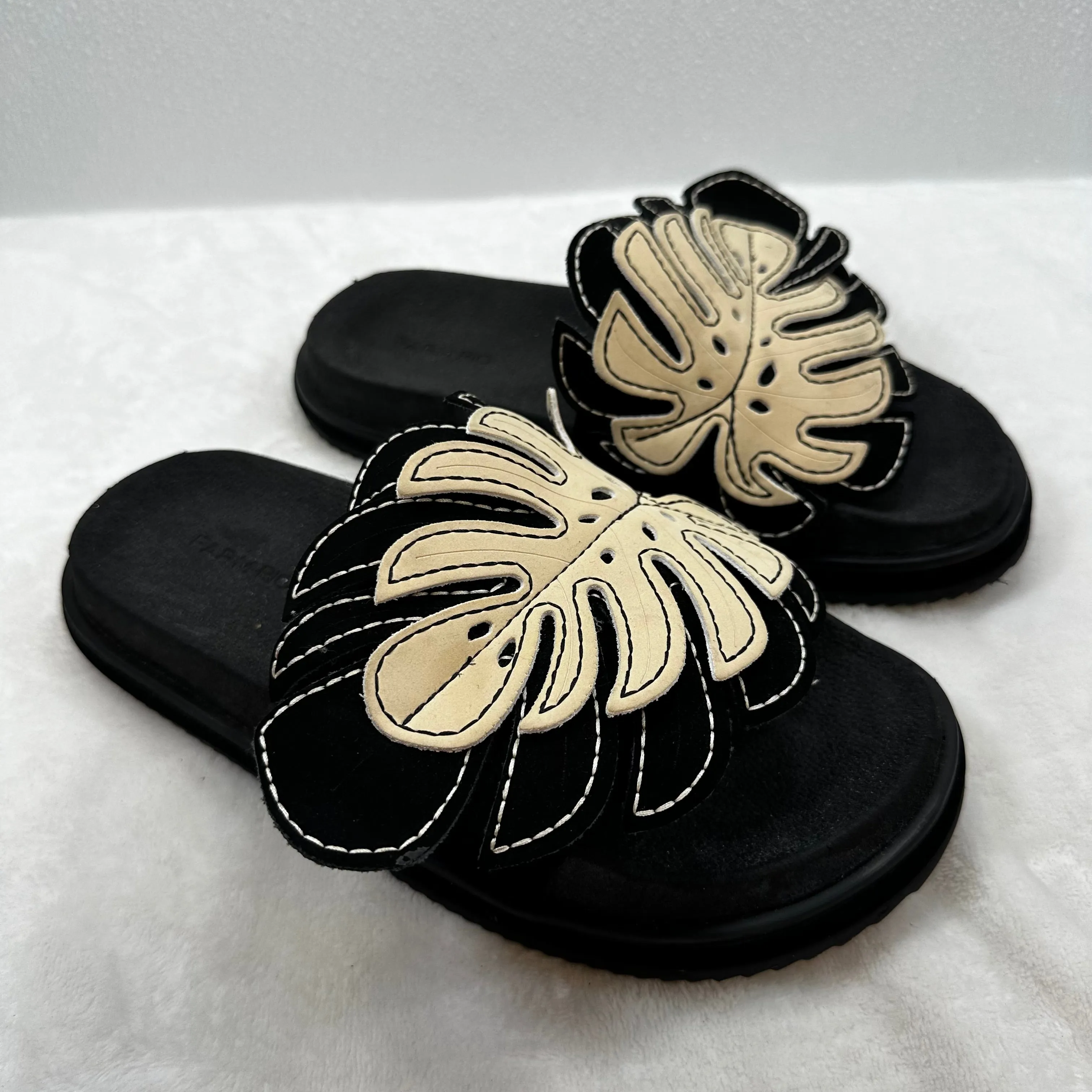 Black And White Monstera Anatomic Slide Sandal Flats By Farm Rio, Size: 8