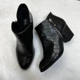 Black Boots Ankle Heels Style And Company Sport, Size 9