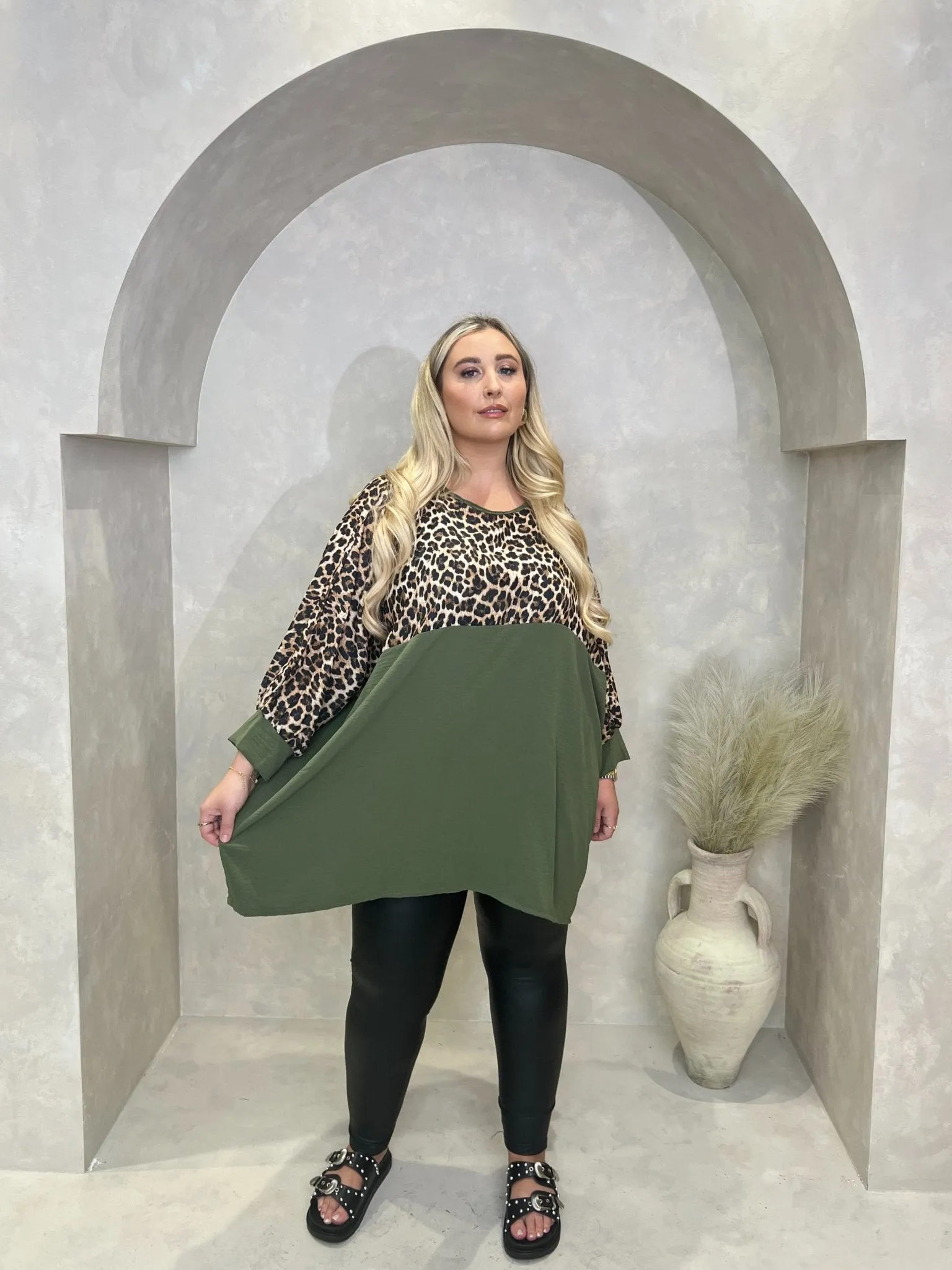 Curve Leopard Print Panel Top