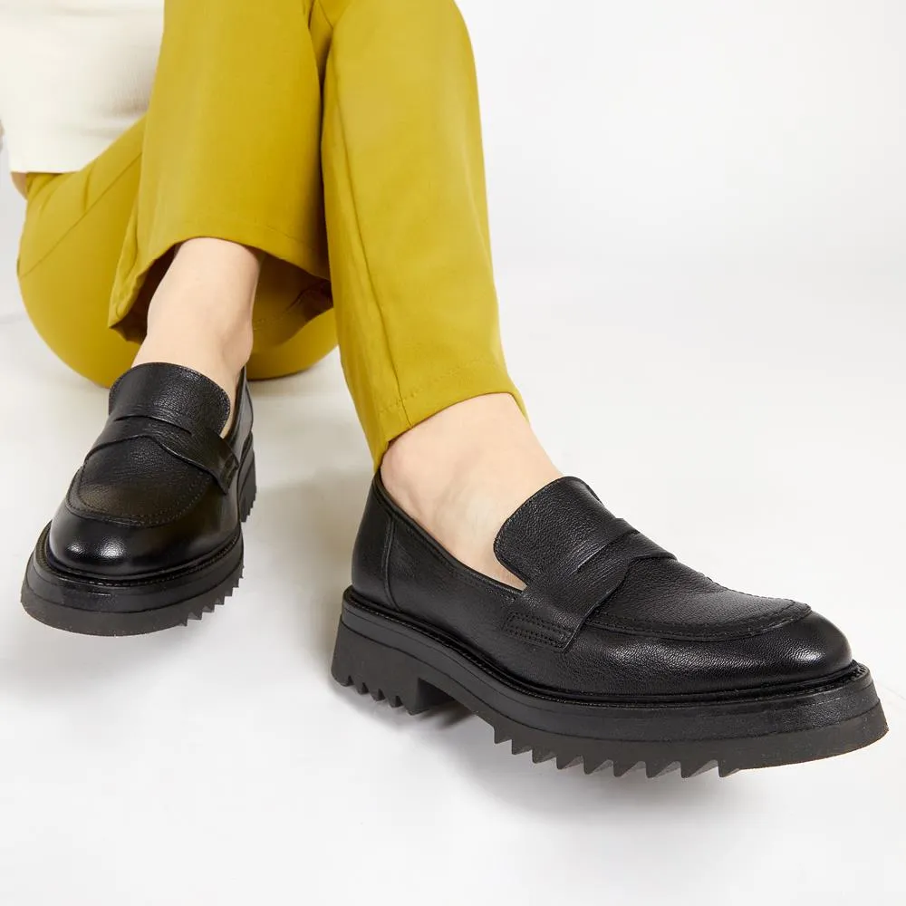 DARRA Chunky Penny Loafers - Premium Quality, Stylish Design, Product Code: 322 366