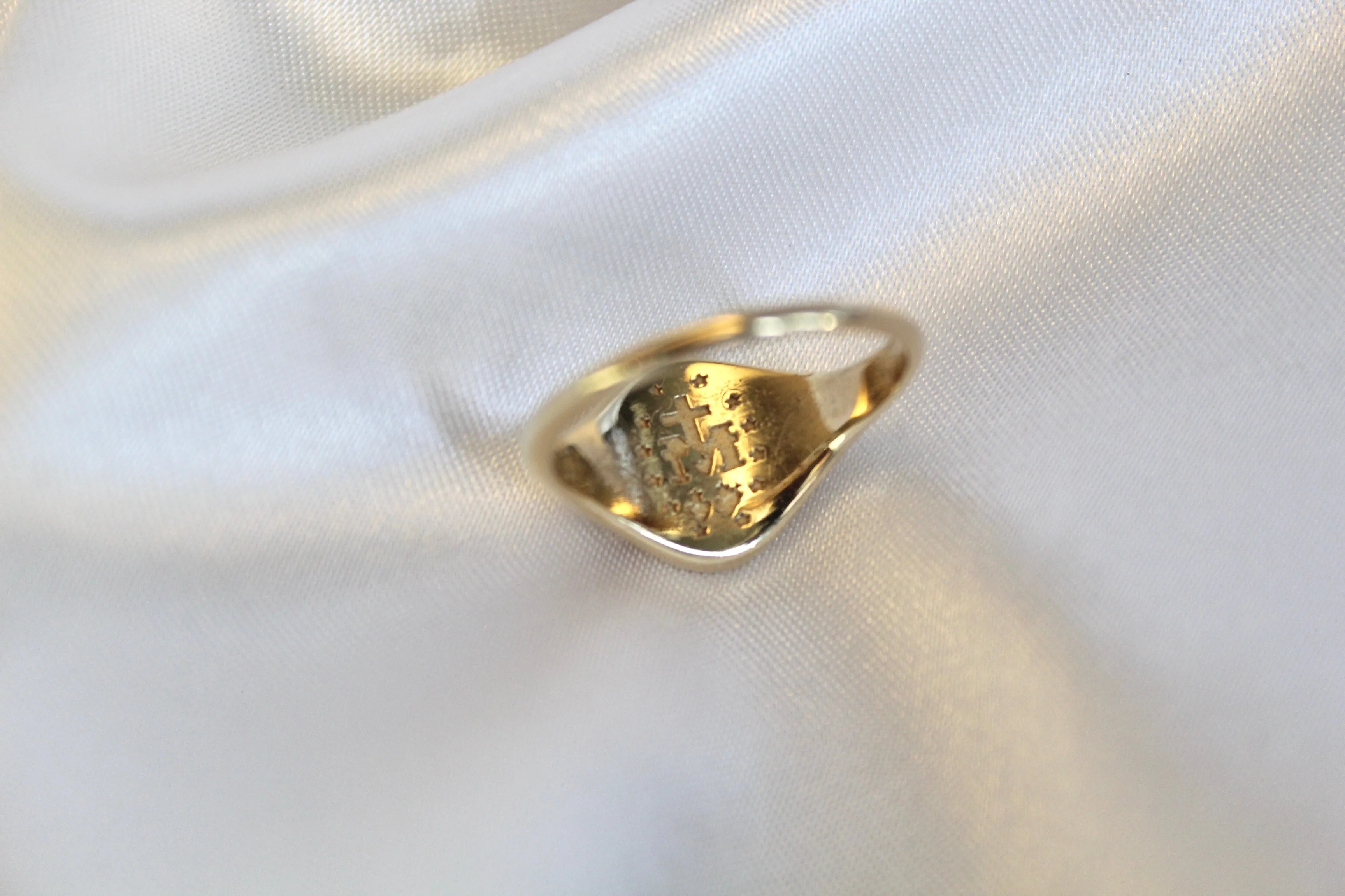 Miraculous Medal  Signet Ring in 14k Gold