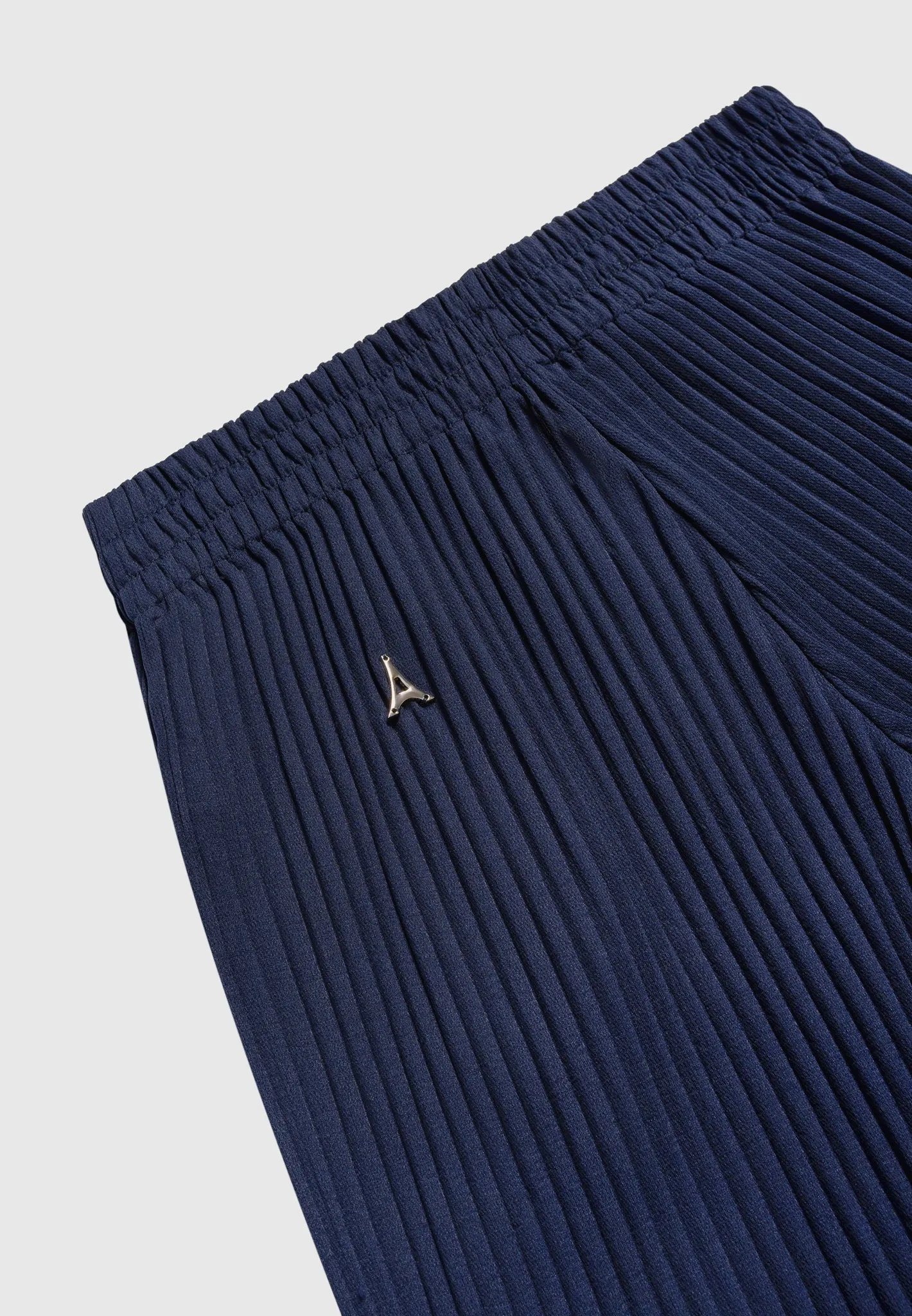 Pleated Shorts - Navy