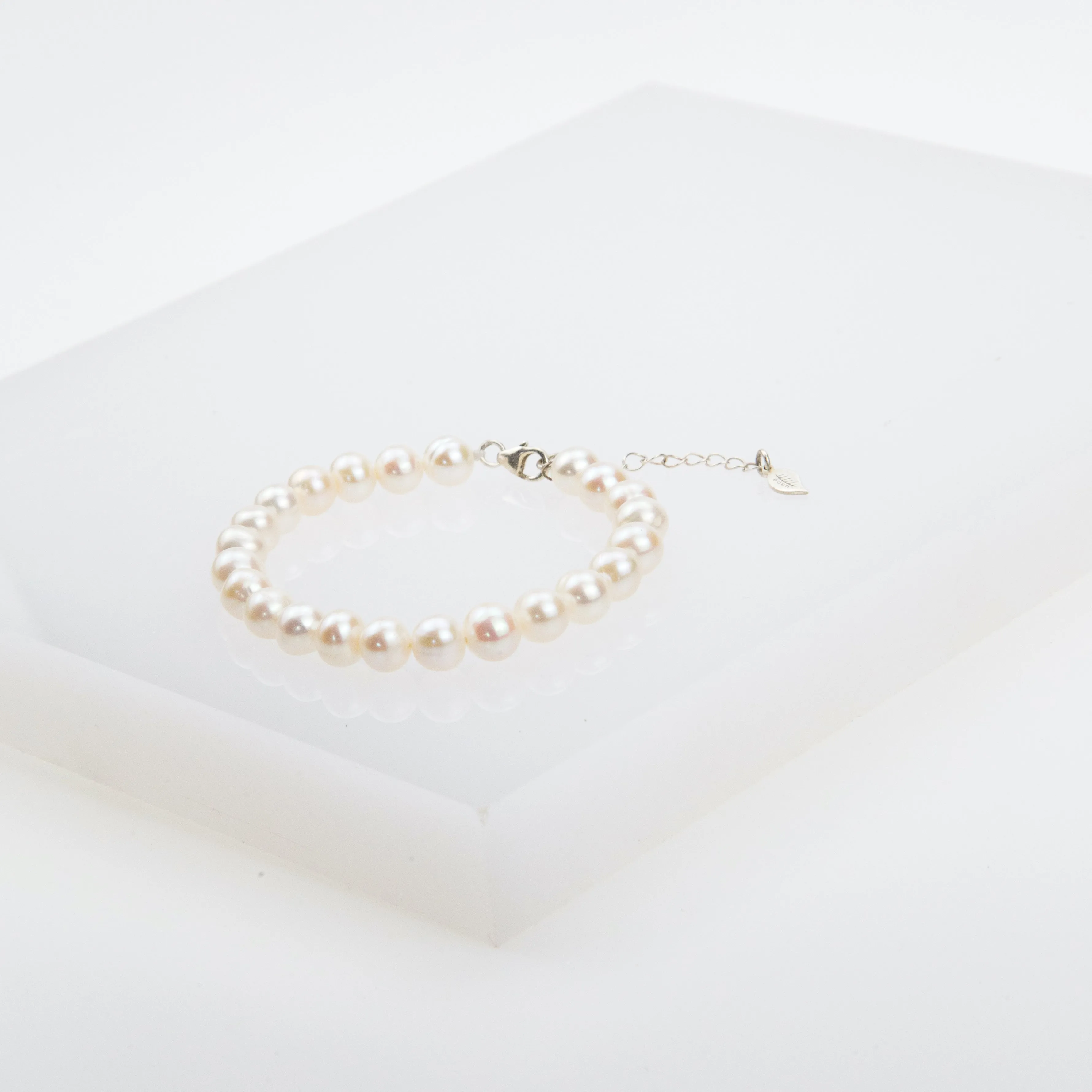 Precious Pearl Bracelet