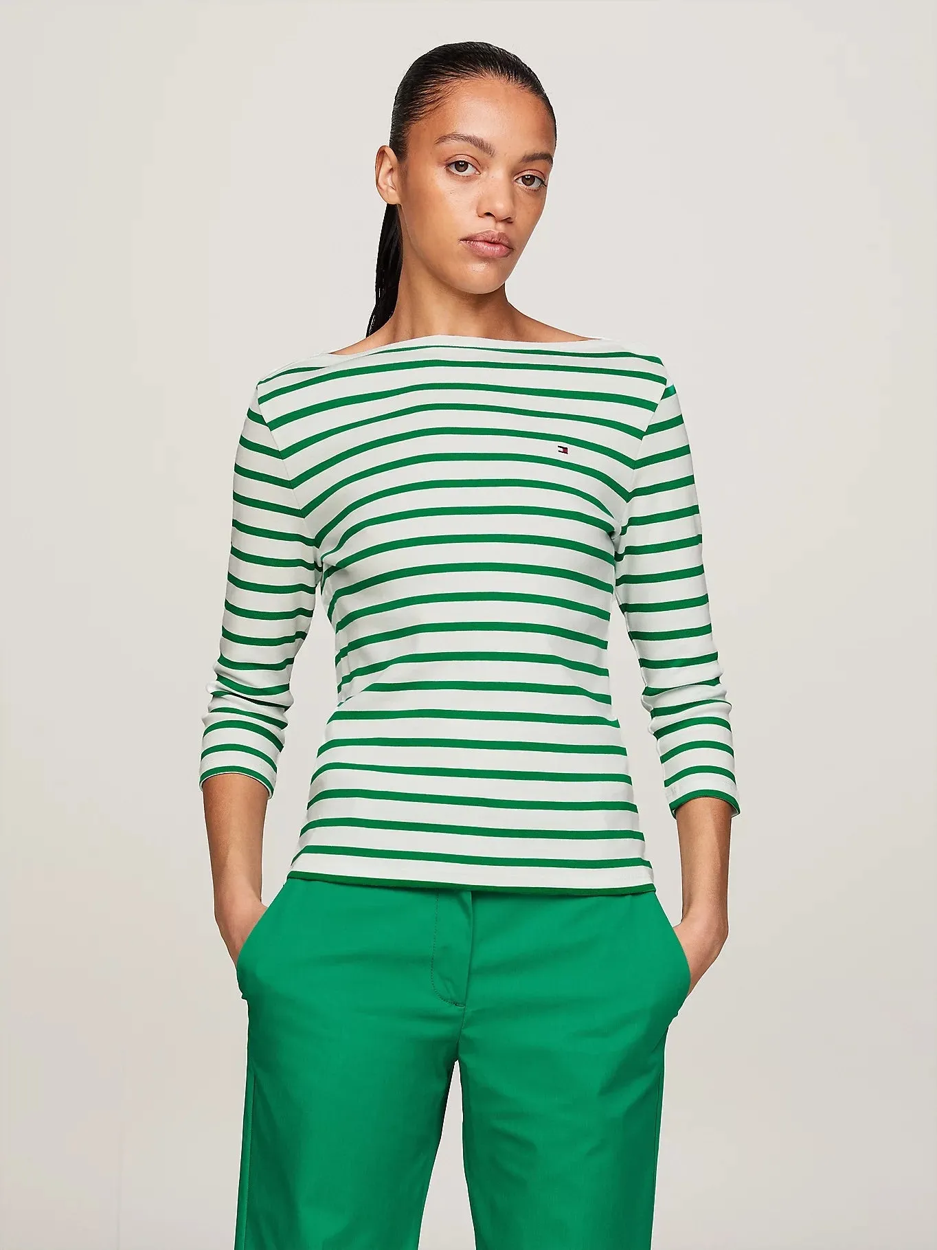 THREE-QUARTER SLEEVE BOAT NECK T-SHIRT